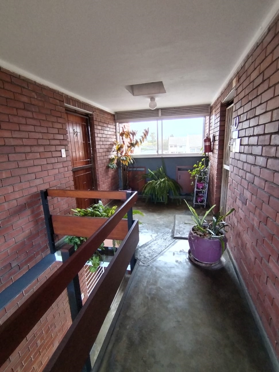 2 Bedroom Property for Sale in Diep River Western Cape